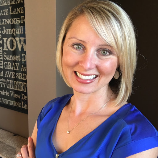 Renee Hansen Photo 6