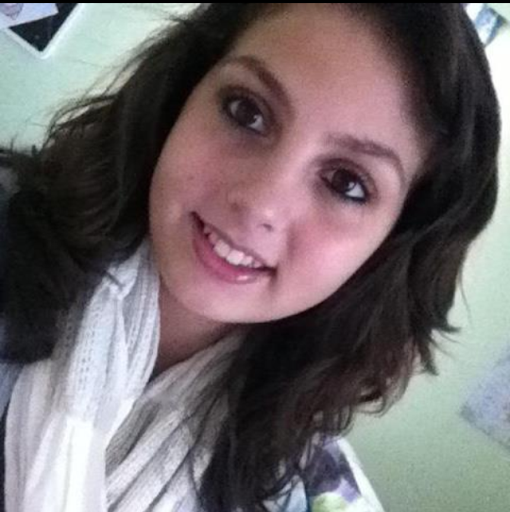 Stephanie Franks Photo 22