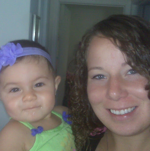 Heather Hinds Photo 15