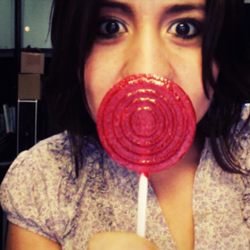 Gloria Reyes Photo 8