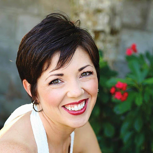 Traci Warren Photo 34