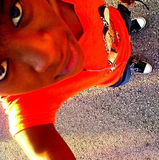 Janelle Ellis Photo 23