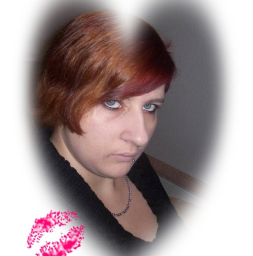 Cindy Winter Photo 17