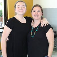 Angela Huffman Photo 34