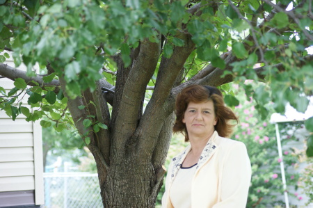 Linda Crowe Photo 18