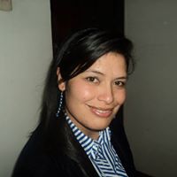 Geraldine Ruiz Photo 15