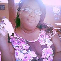 Simone Walker Photo 16