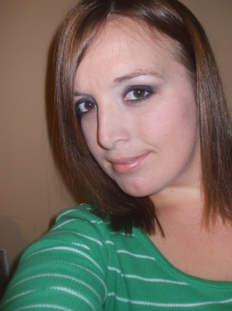 Samantha Reynolds Photo 18