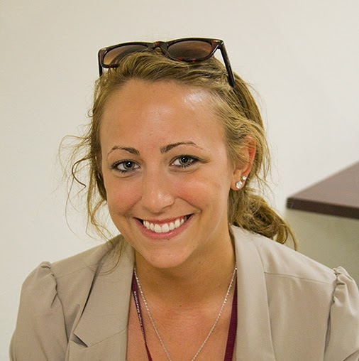 Stephanie Morrow Photo 14