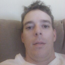 Derek Holmes Photo 34