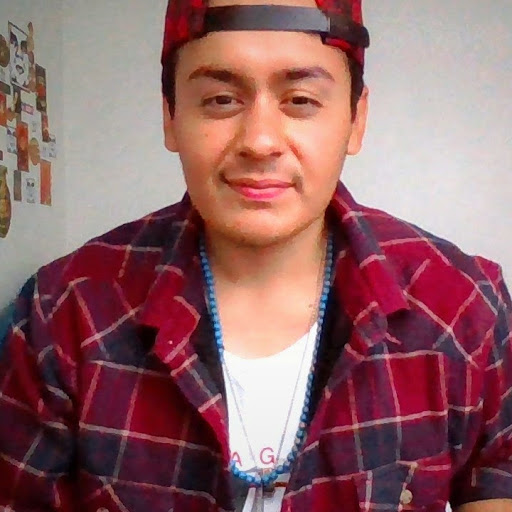 Erik Moreno Photo 33