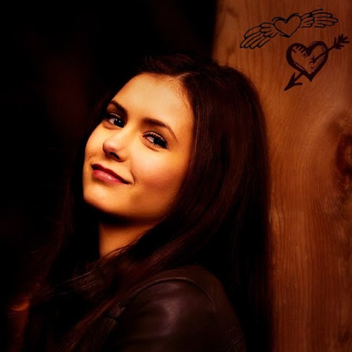 Elena Paredes Photo 28