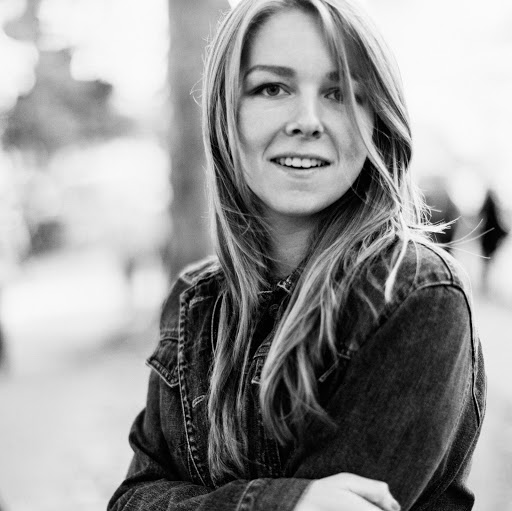 Samantha Nichols Photo 18