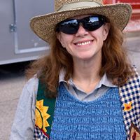 Elizabeth Mace Photo 20