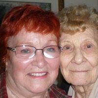 Beverly Leach Photo 32
