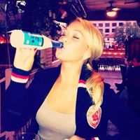 Sarah Everhart Photo 15