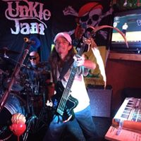 Jeffrey Elliott Photo 12