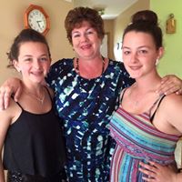 Maureen Roberts Photo 37