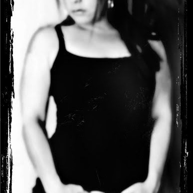 Alicia Sims Photo 36