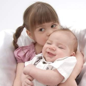 Elizabeth Magee Photo 12