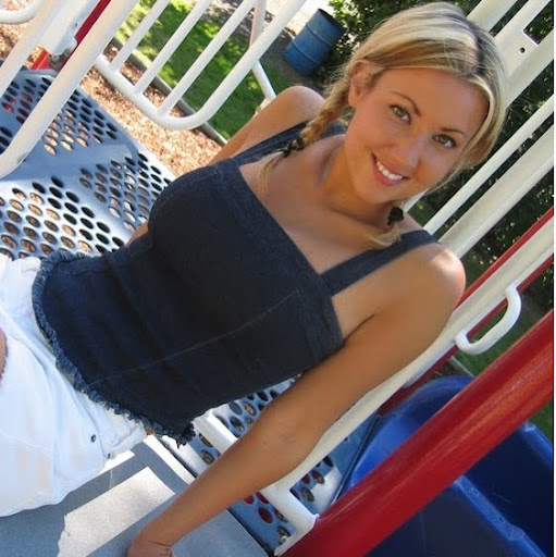 Sandra Bacon Photo 8