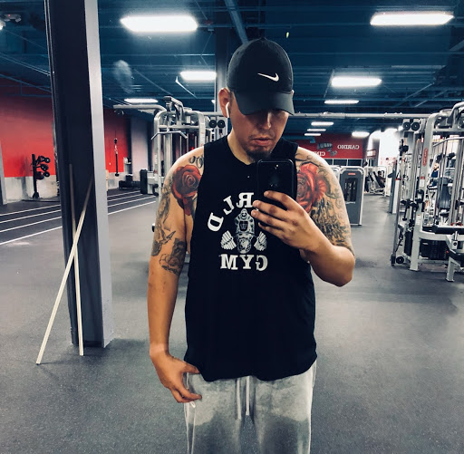 Daniel Salinas Photo 44
