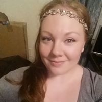 Sarah Lindsay Photo 7