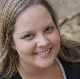 Catherine Warren Photo 33
