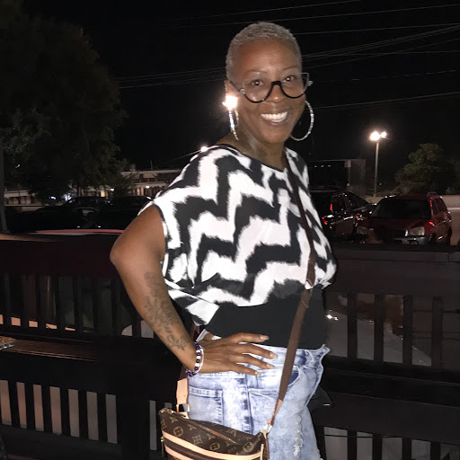 Brenda Logan Photo 17