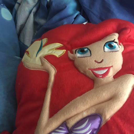 Stephanie Dotson Photo 17