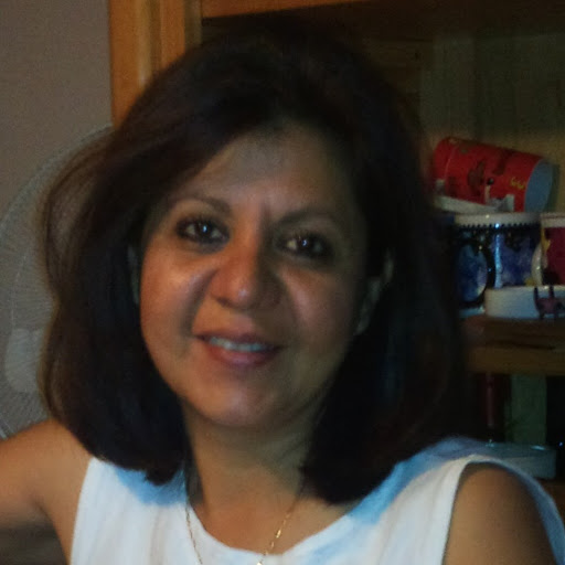 Laura Ibarra Photo 15