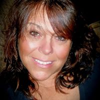 Michele Albrecht Photo 14