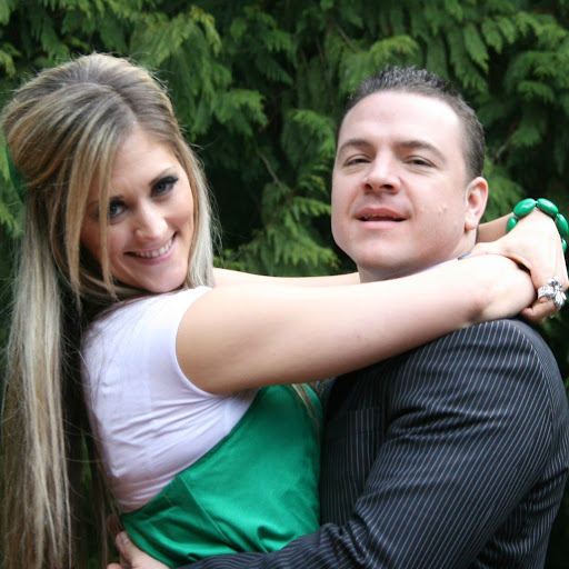 Kristi Lewis Photo 17