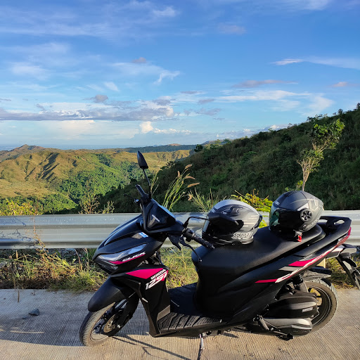 Alyssa Castro Photo 16