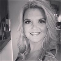 Jennifer Roberge Photo 6