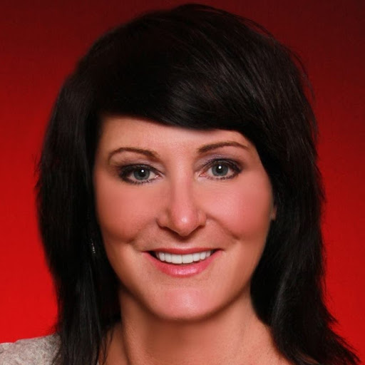 Colleen Gordon Photo 34