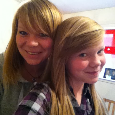 Vicky Roberts Photo 24