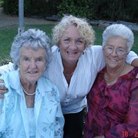 Carol Schofield Photo 29