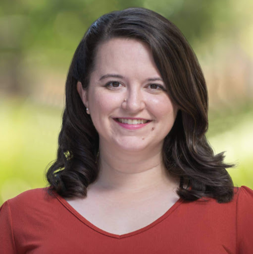 Elizabeth Marsh Photo 22