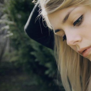 Amanda Johansen Photo 13