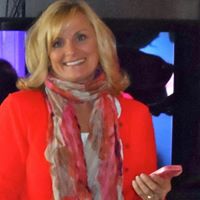 Suzanne Scharf Photo 16