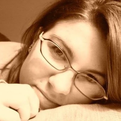 Danielle Hunt Photo 31