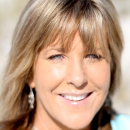 Kelli Sullivan Photo 17