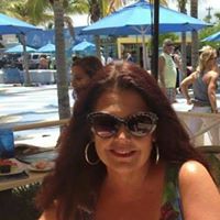 Virginia Hughes Photo 8