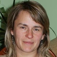 Anna Goebel Photo 15