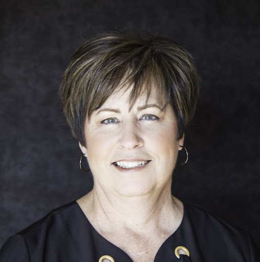 Diane Duren Photo 9
