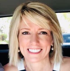 Julie Lowman Photo 15