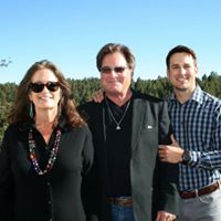 Deborah Lux Photo 13