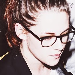 Katherine Hendrix Photo 26