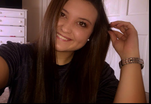 Abigail Young Photo 33
